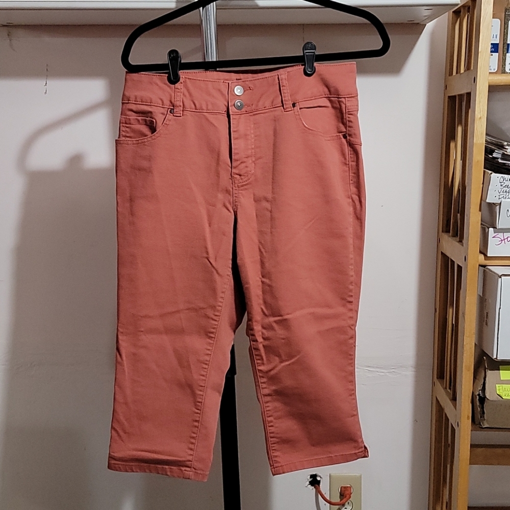 Capri Style Bottoms